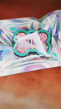 Load and play video in Gallery viewer, Poppin Premium - Iridescent Fantasy
