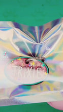Load and play video in Gallery viewer, Poppin Premium - Iridescent Fantasy
